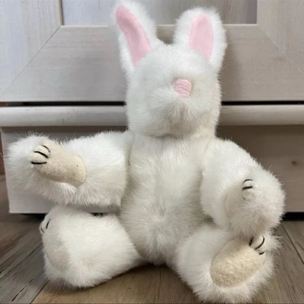 White Rabbit - Movable Arms & Legs  - 8" Easter Rabbit By Wang's - Picture 2 of 12